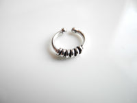 Fake-Piercing-fuer-Mund-Nase-Ohr-Silber-Fasching-Karneval