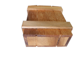 Verschlossene Holzkiste, Knobelspiel, Schatzkiste